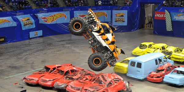 Hot Wheels Monster Trucks Live 