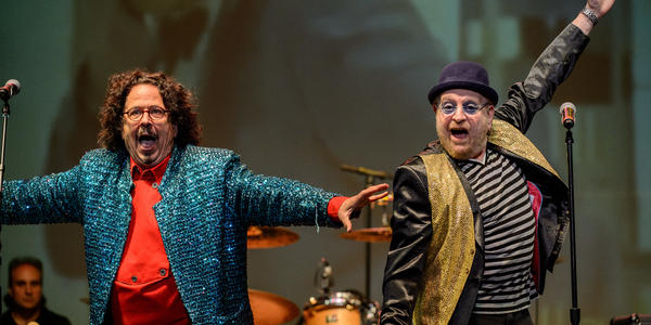 Flo & Eddie from The Turtles sing together for the Bryce Jordan Center audience in 2013.