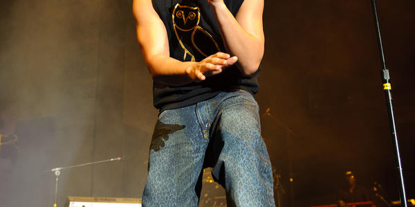 Drake performs for the Bryce Jordan Center audience in 2011.